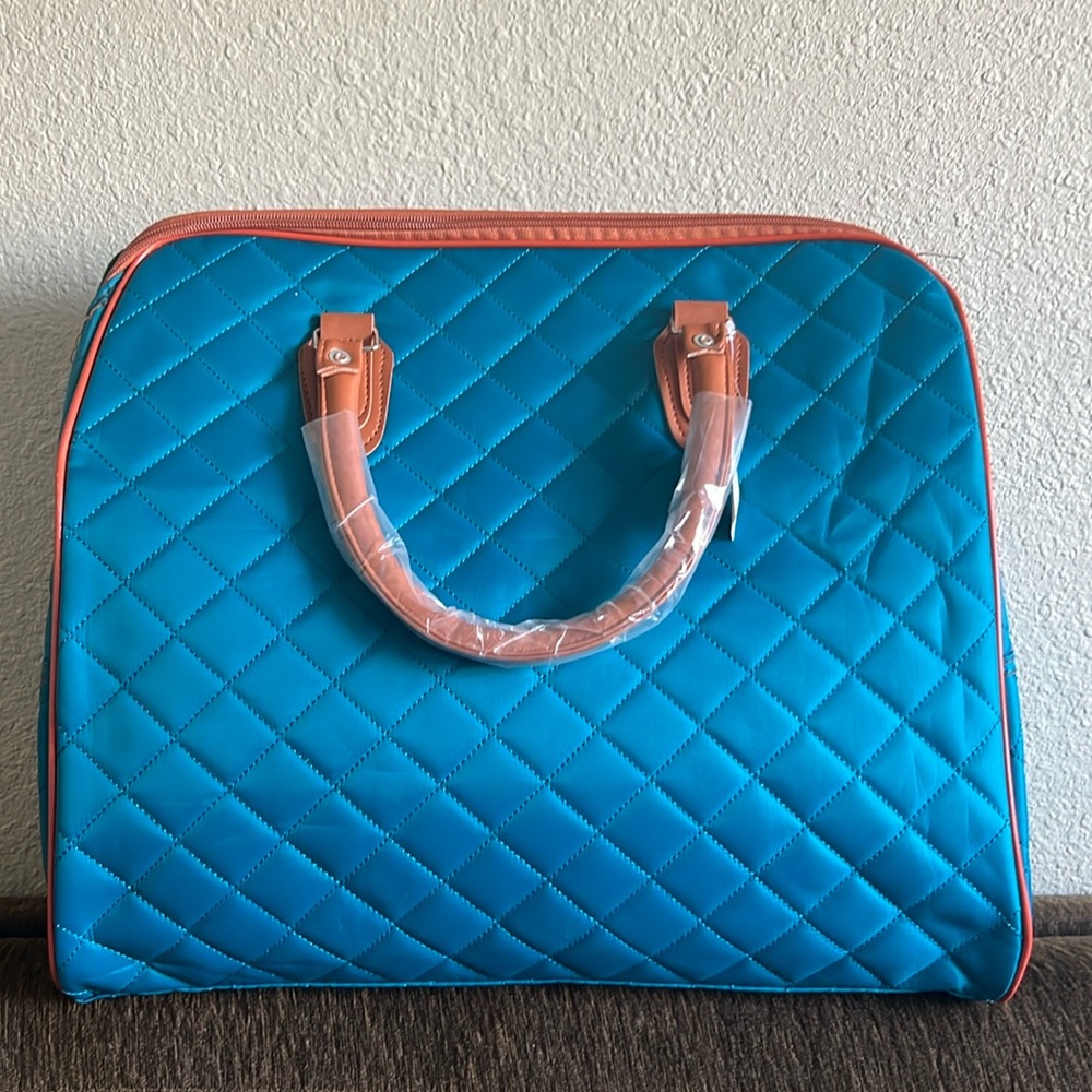 NWT travel bag